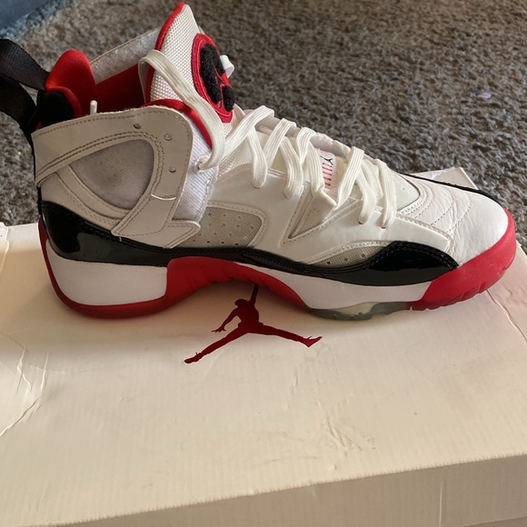 Jordan Two Trey - Picture 6 of 8